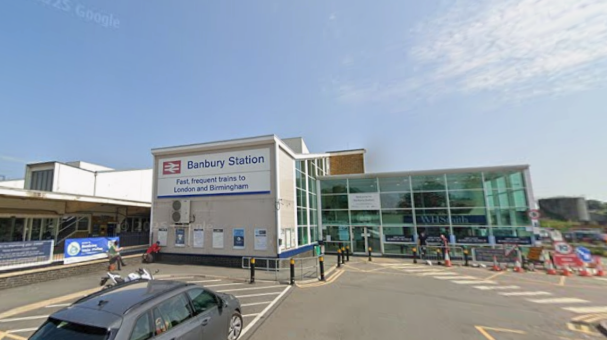 Oxford and Banbury rail line closed after person hit by train