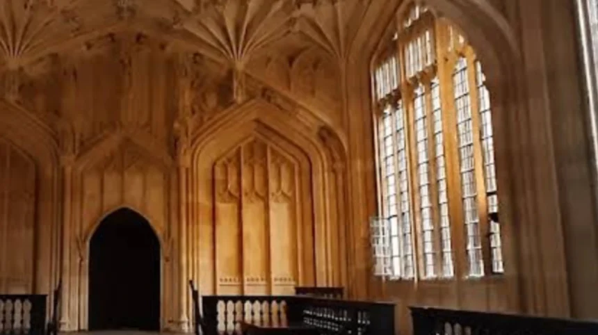 Oxford's Divinity School The Mastery of Fan-Vaulted Ceilings