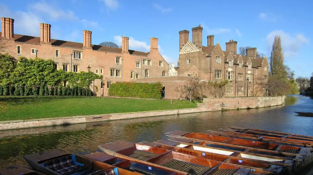Literary Walking Tours of Oxford : Complete Guide to Oxford’s Literary Heritage
