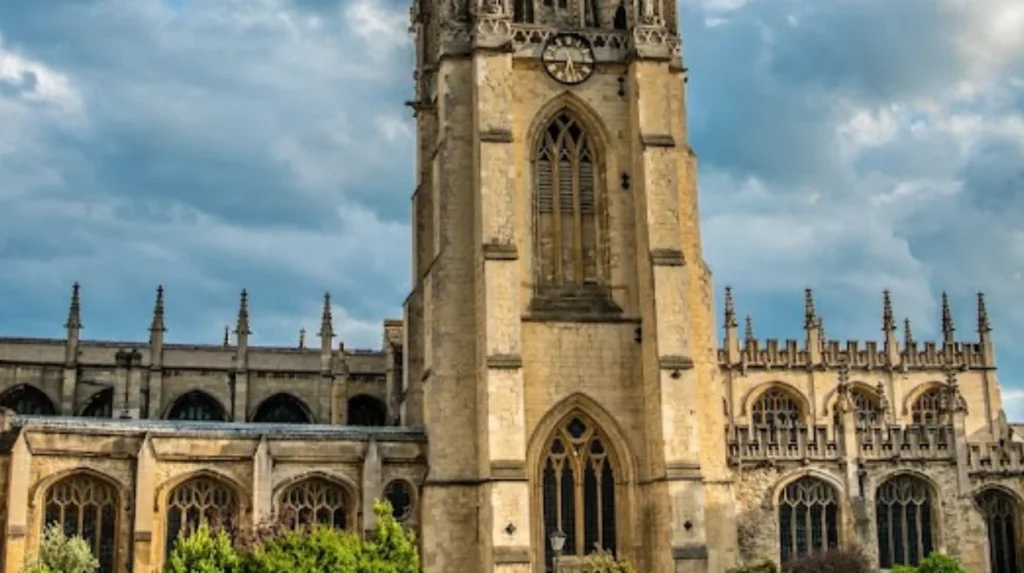 What is the Inspector Morse filming locations tour?