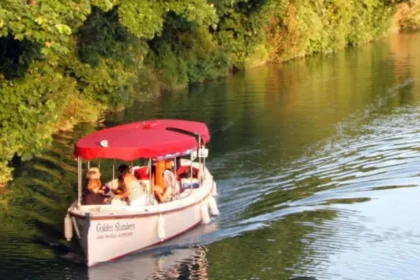 Most Iconic Bridges for Punting Views in Cambridge and Oxford
