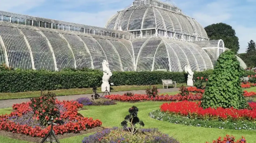 Botanic Garden rare plant guide