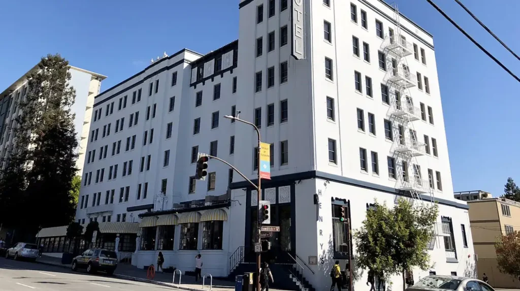 Why Are Boutique Hotels in Historic Buildings Shaping the Future of Luxury Travel