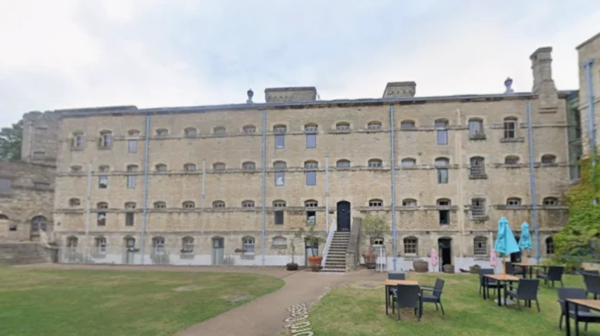 What Are Luxury Suites in Former Mansions in Oxford