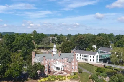 What Makes Choate Rosemary Hall in Wallingford a Leading College Preparatory School