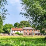 What Makes Wolvercote Oxford a Historically Unique Suburb