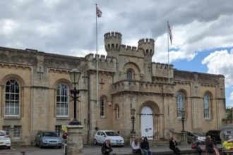 What does Oxfordshire District Council do for residents