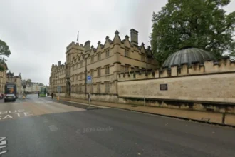Why Visit High Street Independent Boutiques in Oxford for Shopping