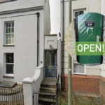 Woman Found Dead at Banbury Cross Public Toilets in Banbury