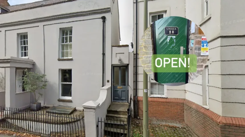 Woman Found Dead at Banbury Cross Public Toilets in Banbury