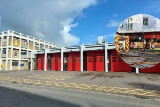 Oxfordshire Firefighters Contain Banbury Town Centre Blaze