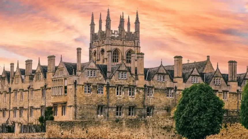 What Is the Current Oxford Population UK Official Statistics