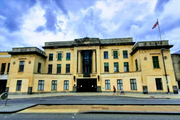 Complete Guide to Criminal Trials at Oxford Crown Court, Oxford