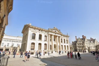 Oxford Clarendon Building History and Architecture: A Guide to Broad Street