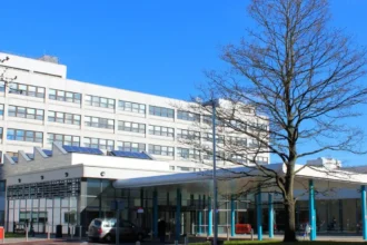 Oxford Daily Guide History, Hospitals, and Education in Headington, Oxford