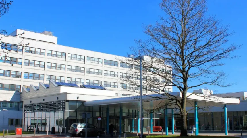 Oxford Daily Guide History, Hospitals, and Education in Headington, Oxford